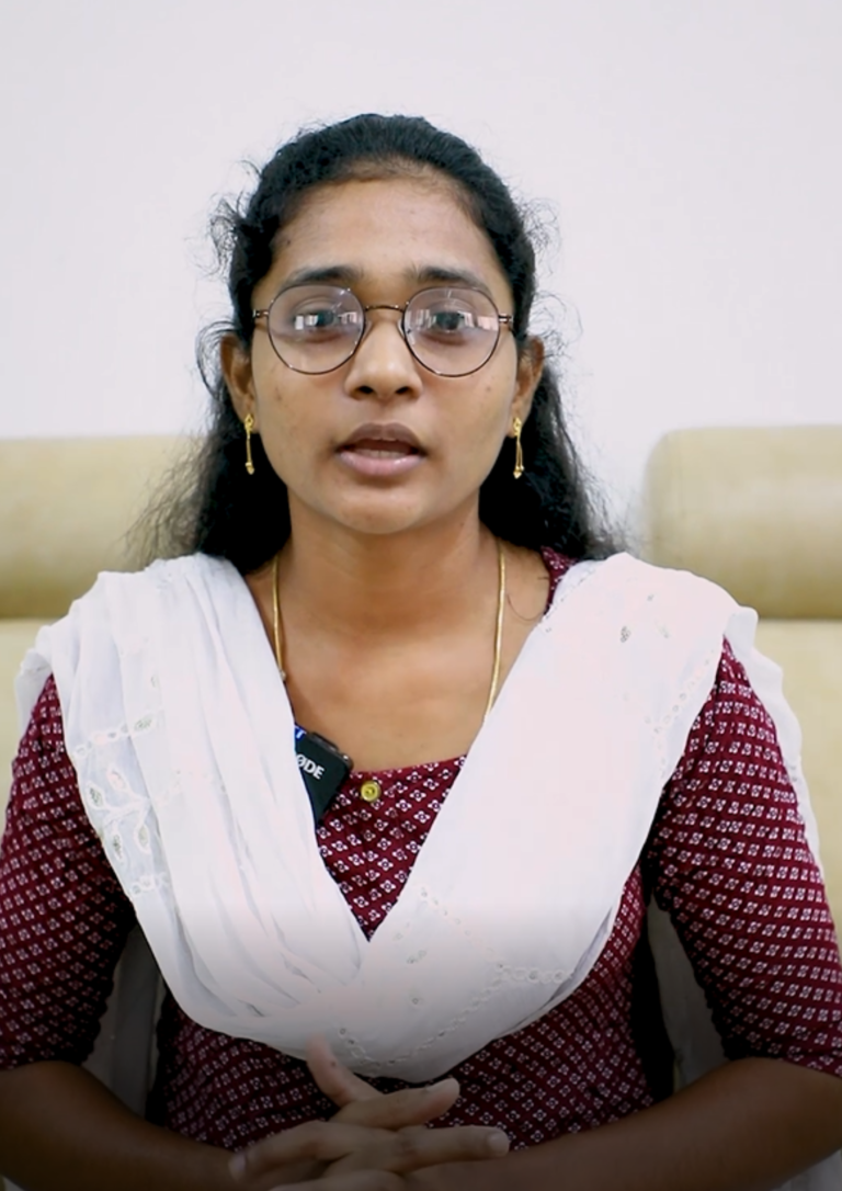 --------- - ஃப்ளோரா | தாம்பரம் ----------  வரிகோஸ், தலைவலி மற்றும் வெள்ளை வெளியேற்றம் போன்ற பிரச்சனைகளுக்கு 3 நாட்கள் சிகிச்சை அளிக்கப்பட்டு, தற்போது சுமார் 90% நலம் பெற்றுள்ளார்.